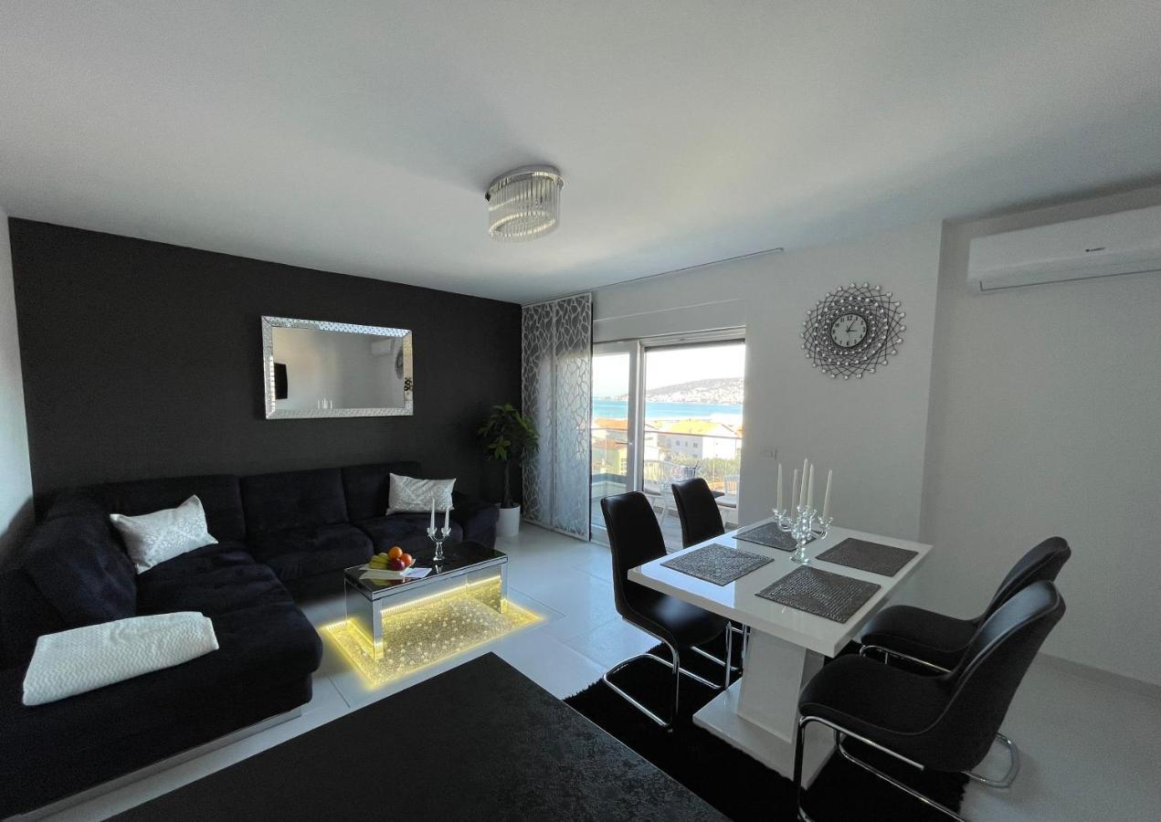 Sky Garden Trogir Apartment Ngoại thất bức ảnh