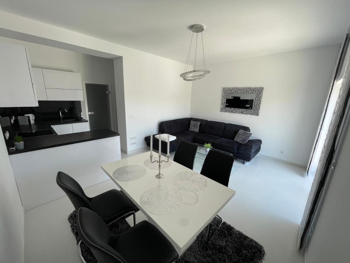 Sky Garden Trogir Apartment Ngoại thất bức ảnh