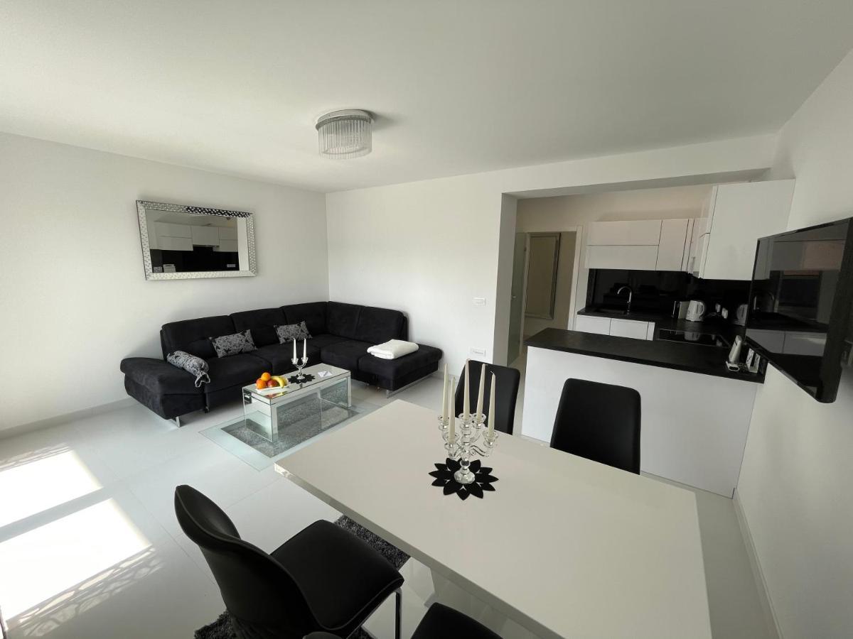 Sky Garden Trogir Apartment Ngoại thất bức ảnh