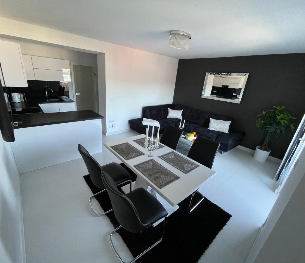 Sky Garden Trogir Apartment Ngoại thất bức ảnh