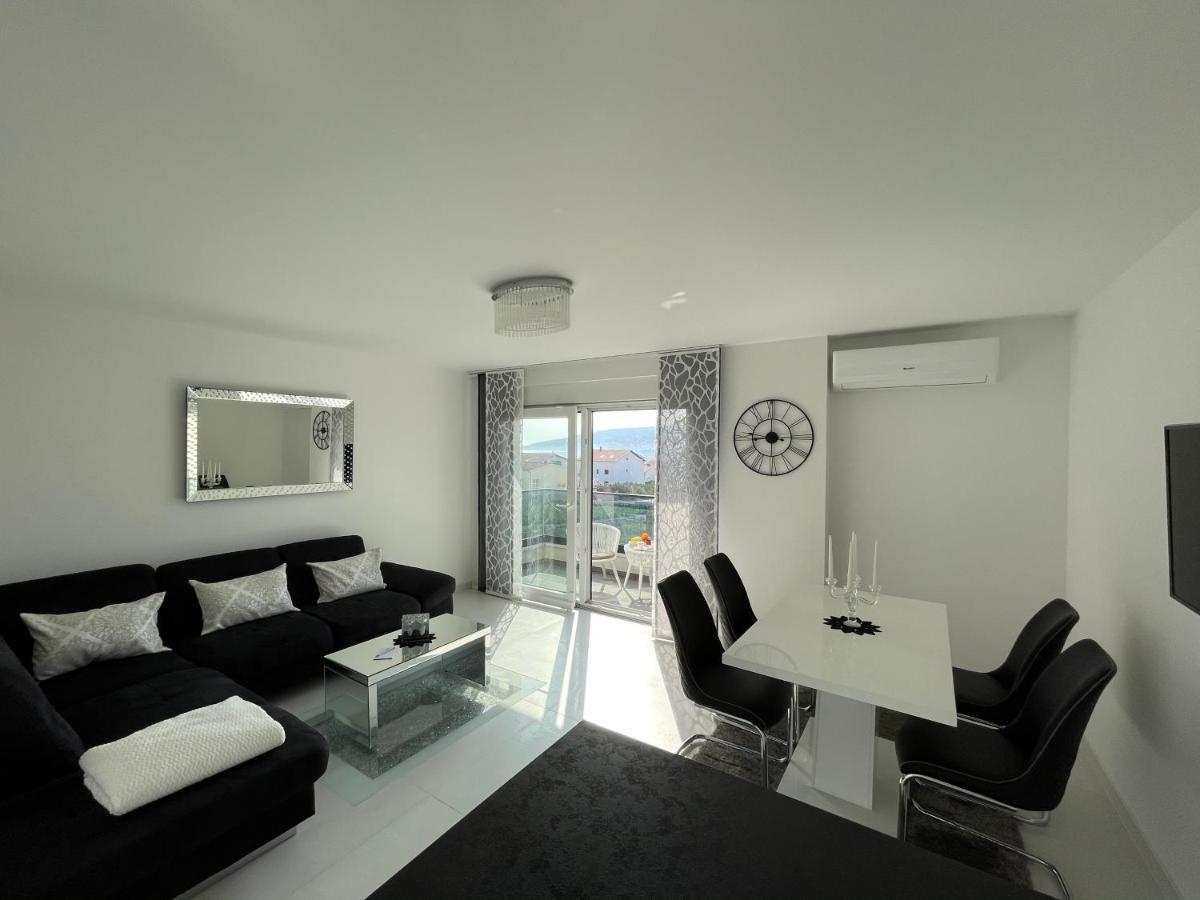 Sky Garden Trogir Apartment Ngoại thất bức ảnh