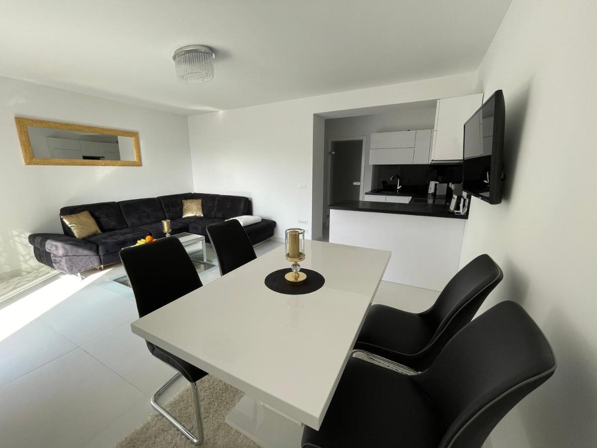 Sky Garden Trogir Apartment Ngoại thất bức ảnh