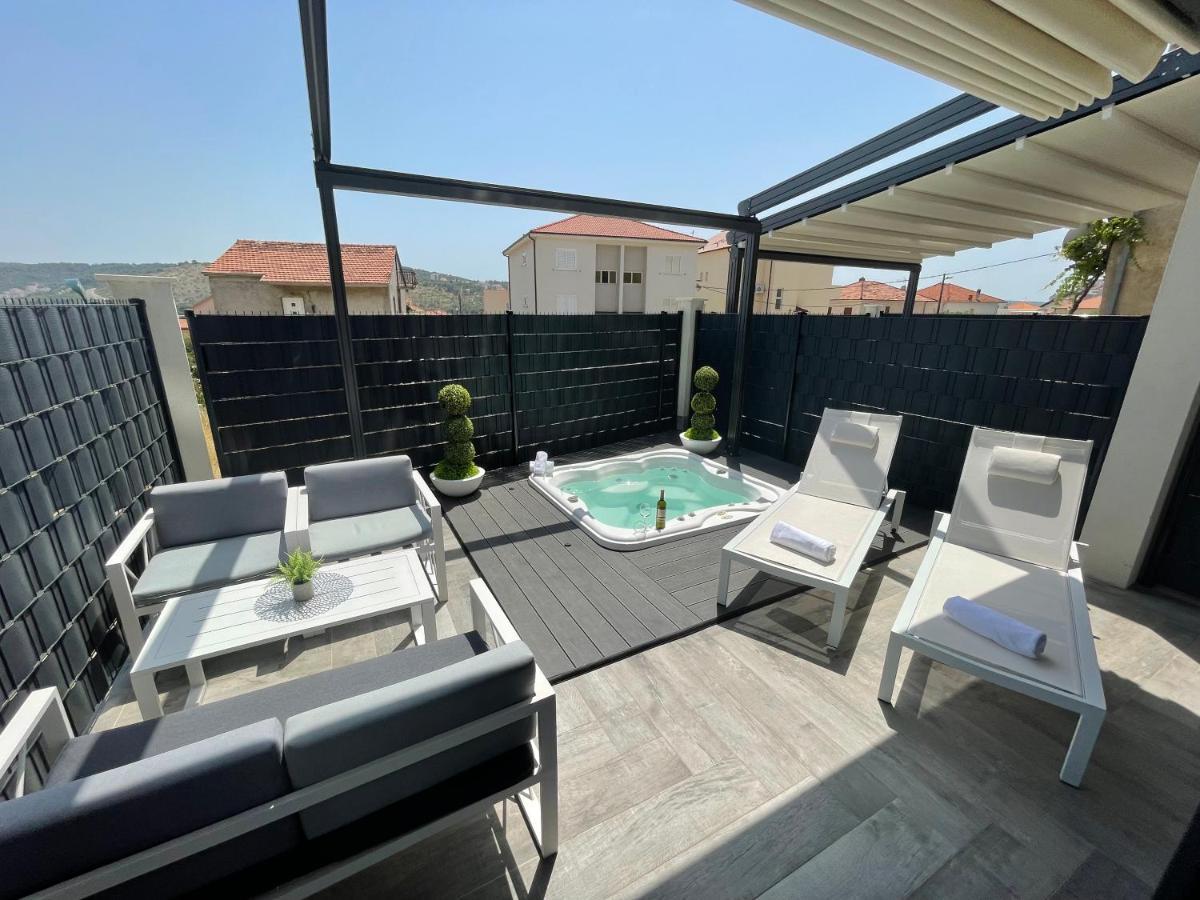 Sky Garden Trogir Apartment Ngoại thất bức ảnh