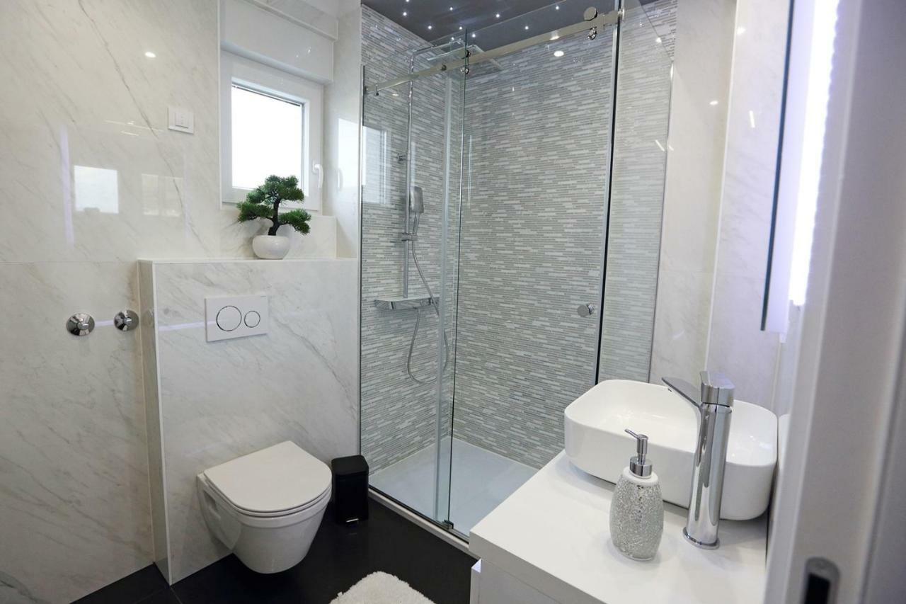 Sky Garden Trogir Apartment Ngoại thất bức ảnh